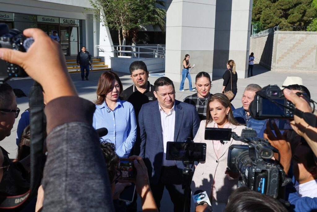 Diputada Xóchitl Contreras denuncia por violencia política de género al presidente municipal Cruz Pérez y directivos tras señalamientos falsos en su contra whatsapp image 2026 03 20 at 2.53.17 pm (1)